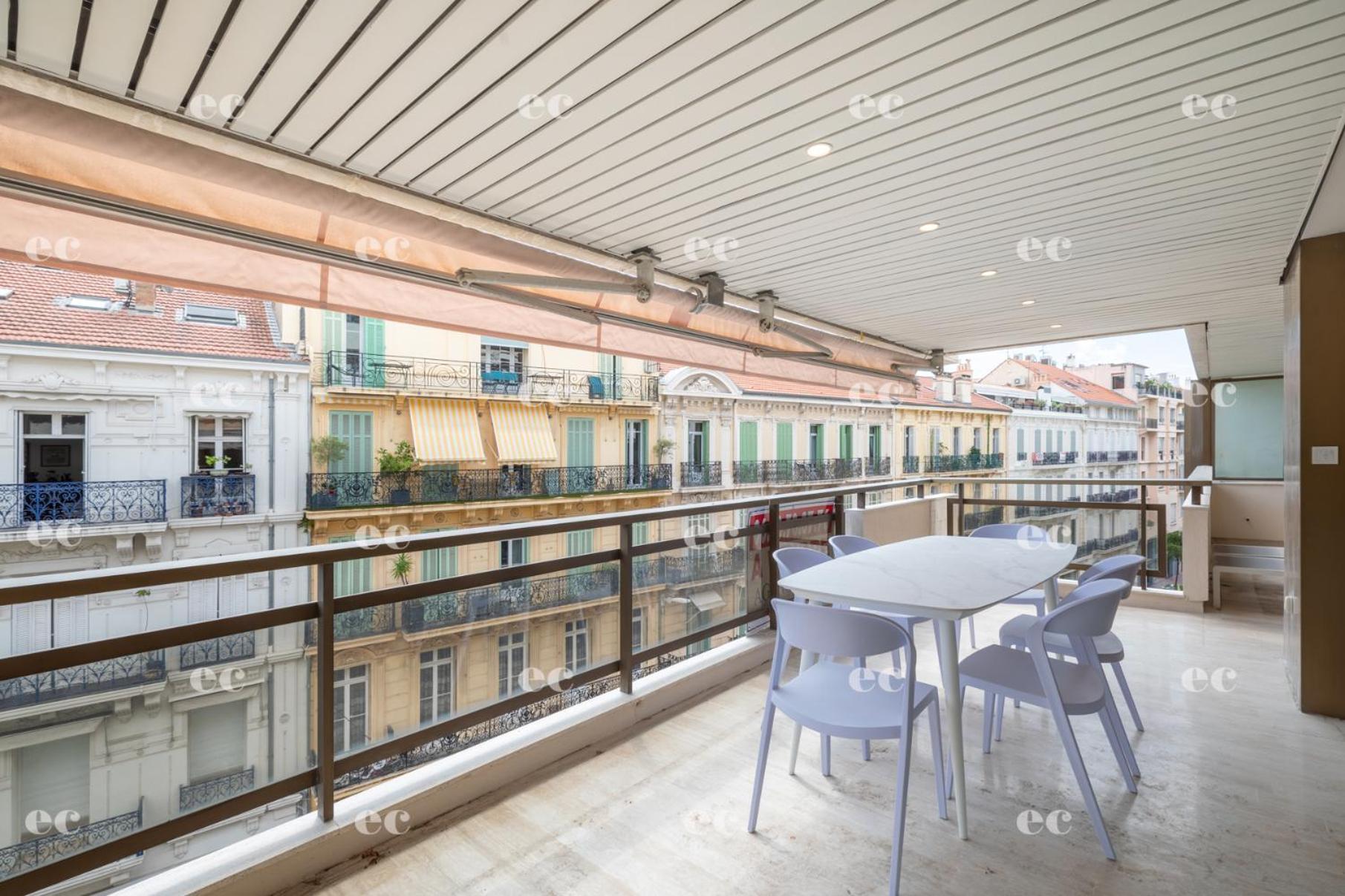 Agence Aici - Appartements Gray D'Albion Канны Экстерьер фото