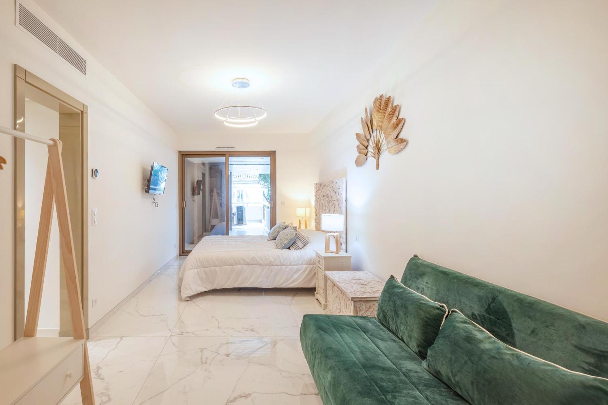 Agence Aici - Appartements Gray D'Albion Канны Экстерьер фото