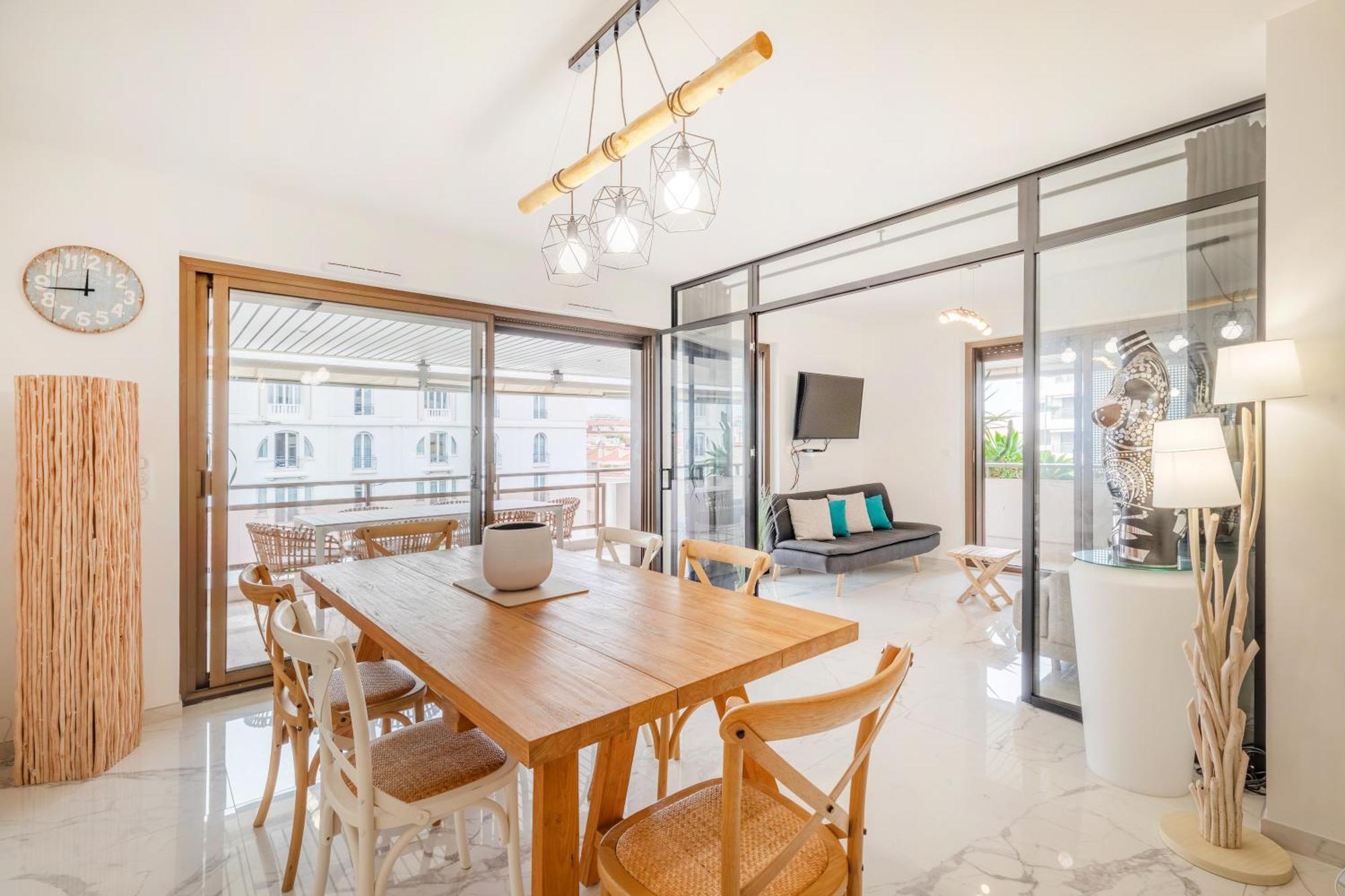 Agence Aici - Appartements Gray D'Albion Канны Экстерьер фото