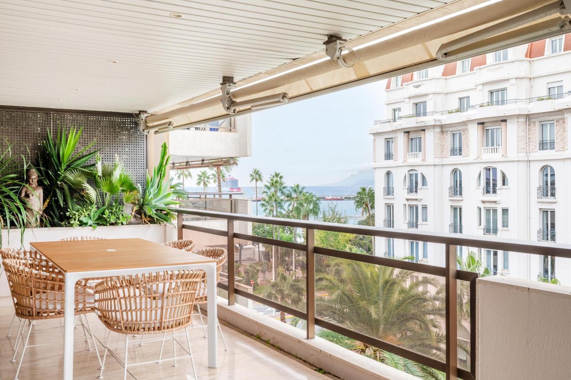 Agence Aici - Appartements Gray D'Albion Канны Экстерьер фото