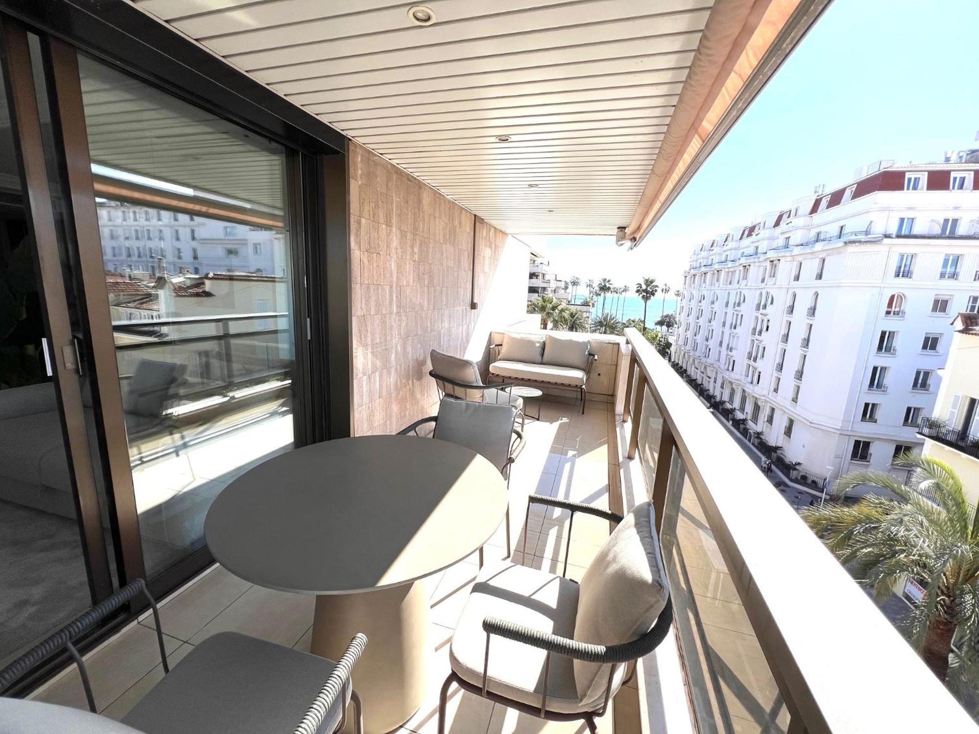 Agence Aici - Appartements Gray D'Albion Канны Экстерьер фото