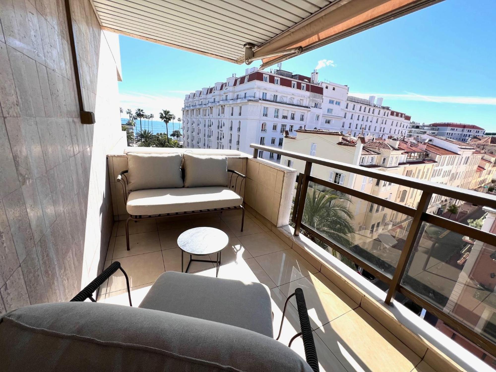 Agence Aici - Appartements Gray D'Albion Канны Экстерьер фото