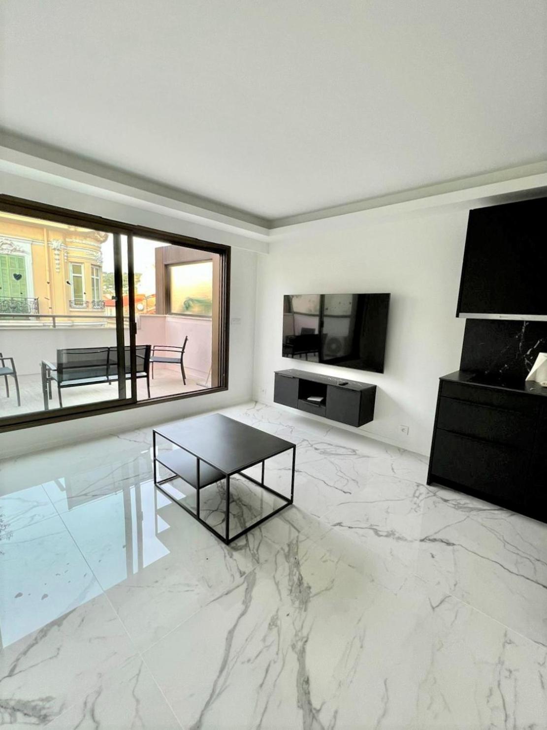 Agence Aici - Appartements Gray D'Albion Канны Экстерьер фото